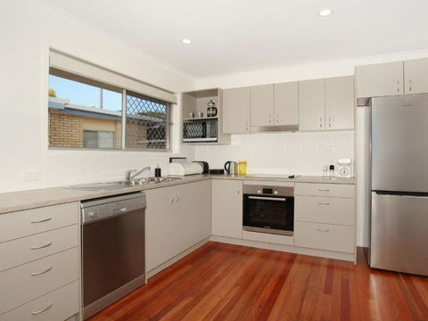 Oloway 40 2 BDRM Pet Friendly Budget Home - Rent Accommodation 1