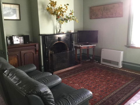 Albion Cottage - Rent Accommodation 1