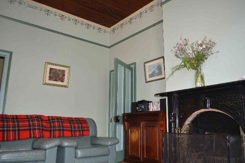 Albion Cottage - Rent Accommodation 6