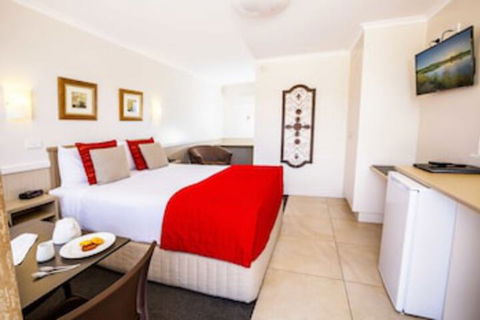 Apple & Grape Motel - Rent Accommodation 0