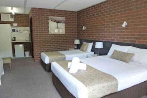 Healesville Motor Inn - Rent Accommodation 4