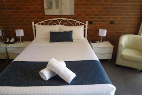 Healesville Motor Inn - Rent Accommodation 3