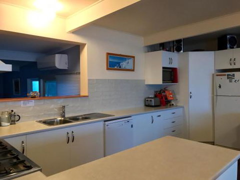 The Beach Shack - Rent Accommodation 1