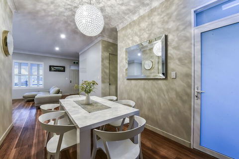 Aloha Luxury Central Apartments - Rent Accommodation 6