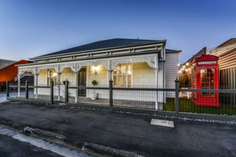 Aloha Luxury Central Apartments - Rent Accommodation 0
