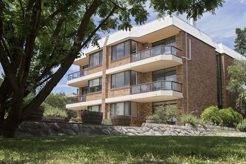 Avalanche 6 - Sophisticated Style & Modern Comfort With A Central Location - Rent Accommodation 3