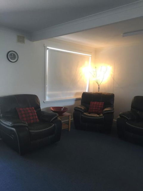 Old Pier Apartments - Rent Accommodation 6