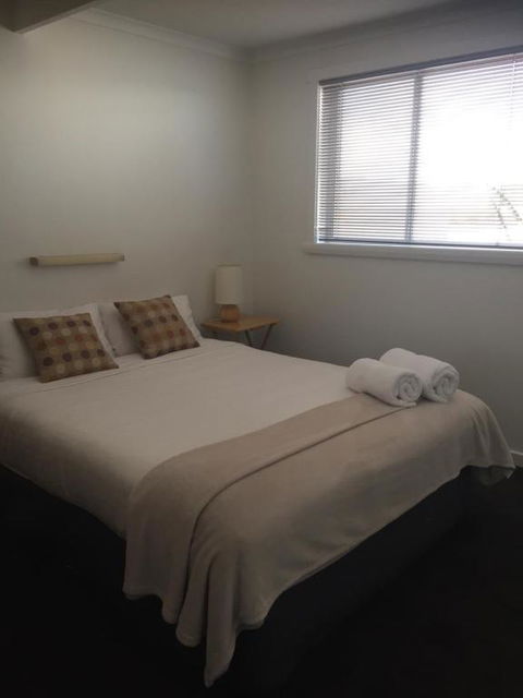 Old Pier Apartments - Rent Accommodation 1