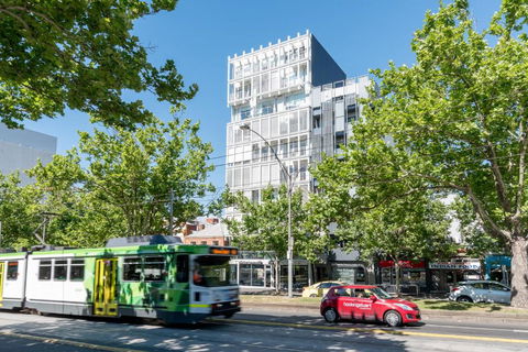 Amazing Location 1BR Apartment In Melbourne CBD - Rent Accommodation 4