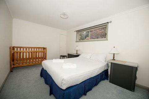 Hilltop Haven - Rent Accommodation 7