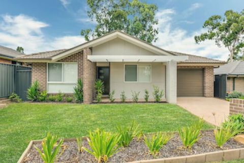 An Ideal Wine Country Getaway Villa - Rent Accommodation 0