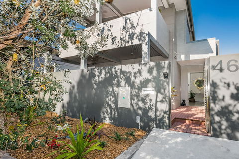 A PERFECT STAY - Catalina's - Rent Accommodation 0