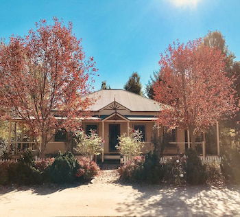 Autumn Beauty 4 - Rent Accommodation 0