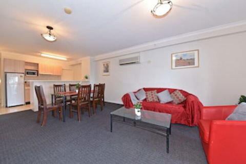 East Perth 2 X 1 Trendy Apartment - Rent Accommodation 2