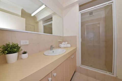 East Perth 2 X 1 Trendy Apartment - Rent Accommodation 4