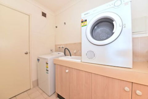 East Perth 2 X 1 Trendy Apartment - Rent Accommodation 3