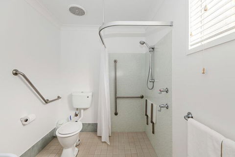 Holiday Haven Lake Conjola - Rent Accommodation 7