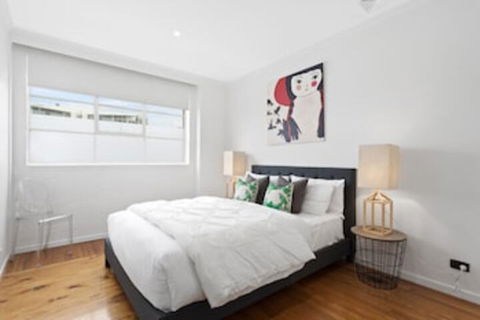 A PERFECT STAY - Manallack Apartments - Rent Accommodation 0
