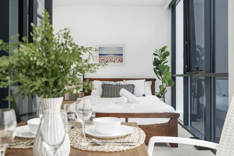 Airhome Southbank Riverside Tower - Rent Accommodation 3