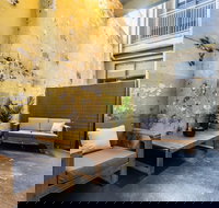 Isla 2BDR Fitzroy Apartment