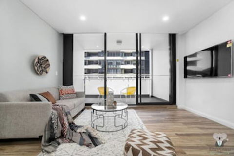 Olympic Park 2bed 2bath+parking Nop002 1 - Rent Accommodation 0