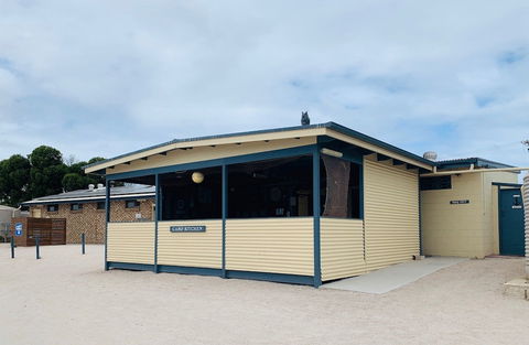 Venus Bay Beachfront Tourist Park - Rent Accommodation 0