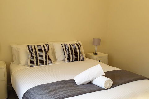 Old World Charm On Shannon - Rent Accommodation 5