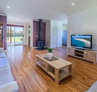 Loch Retreat 550m TO Town - Rent Accommodation