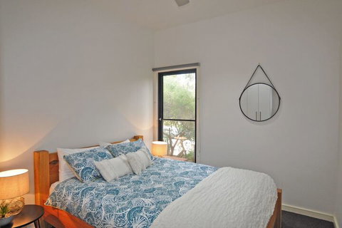 Luxury By THE SEA Close TO THE Beach - Rent Accommodation 2