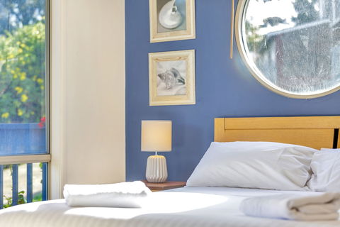 All Decked Out - Rent Accommodation 3