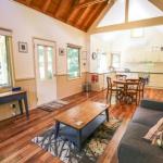 Alpine Arnica Cottage 1 - Rent Accommodation 0