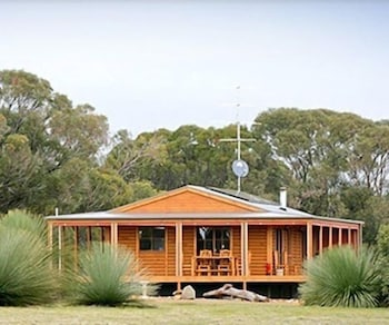 Eleanor River Homestead - Rent Accommodation 1