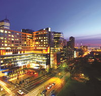 Oaks Melbourne on William Suites - Rent Accommodation