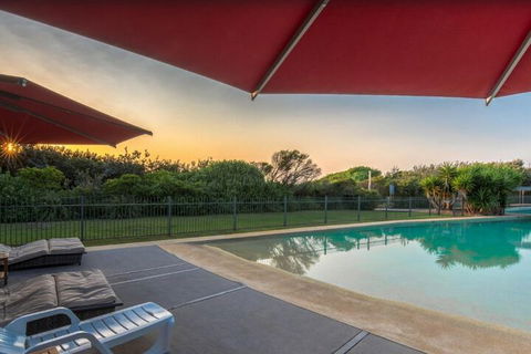 Serenity Diamond Beach - Rent Accommodation 4
