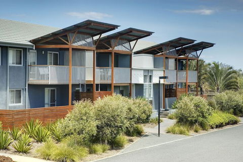 Serenity Diamond Beach - Rent Accommodation 1