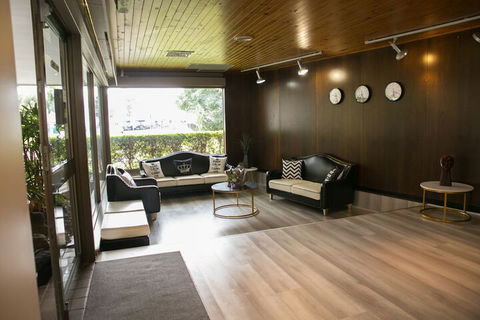 Quality Inn The Willows - Rent Accommodation 4