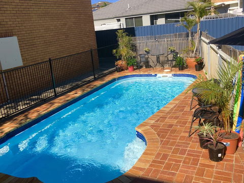 Bosuns Inn Motel - Rent Accommodation 1