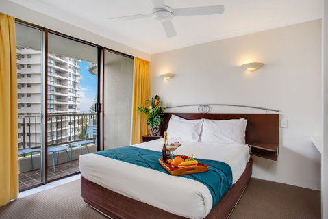 Pacific Resort Broadbeach - Rent Accommodation 6