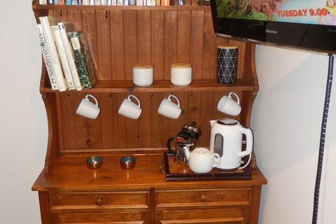 Mast Gully Gardens Bed & Breakfast - Rent Accommodation 7