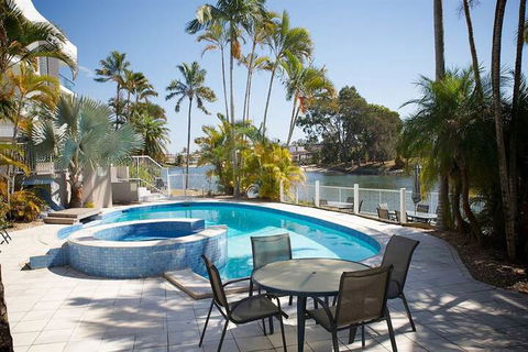 Arc Resort - Rent Accommodation 7