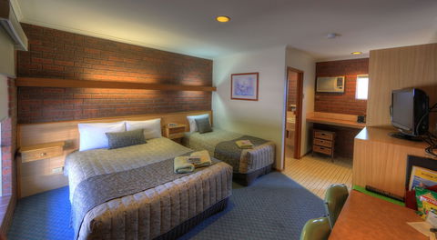 Bairnsdale Tanjil Motor Inn - Rent Accommodation 3