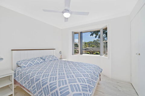 Aqualuna At Lighthouse Beach 8 Capalla Court - Rent Accommodation 5