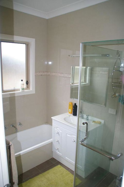 The Hakeas - Rent Accommodation 2