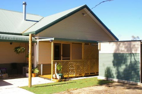 The Hakeas - Rent Accommodation 3