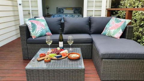 A Coonawarra Experience - Rent Accommodation 1