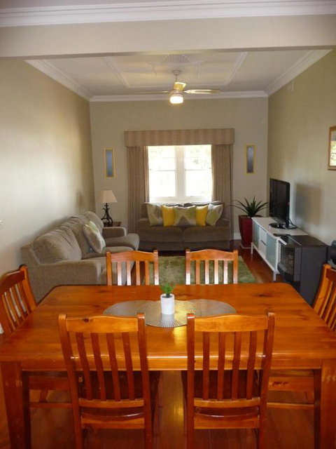 Shepp Central Apartment - Rent Accommodation 3
