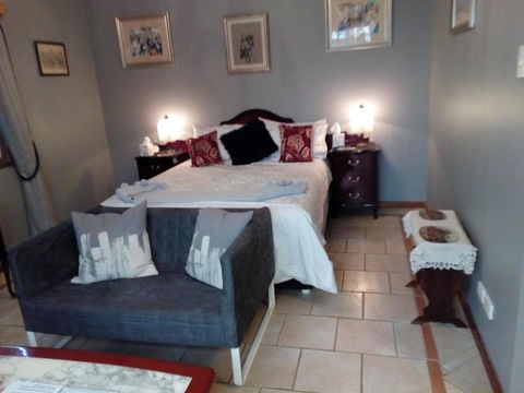 Yorks Lookout Lodge Bed & Breakfast - Rent Accommodation 2