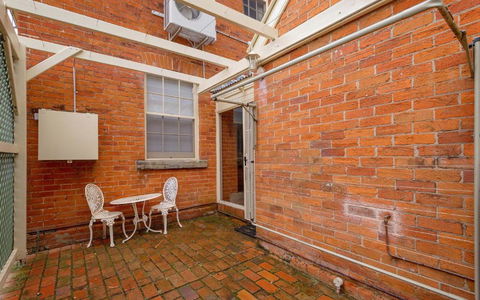 Azile 1875 Heritage Victorian Duplex - Rent Accommodation 1