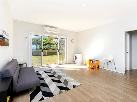 High Tide Wallaroo Beachfront Property Pet Friendly - Rent Accommodation 6