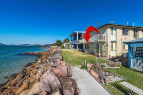 Alcheringa Unit 1 / 32 Sandy Point Road - Rent Accommodation 2